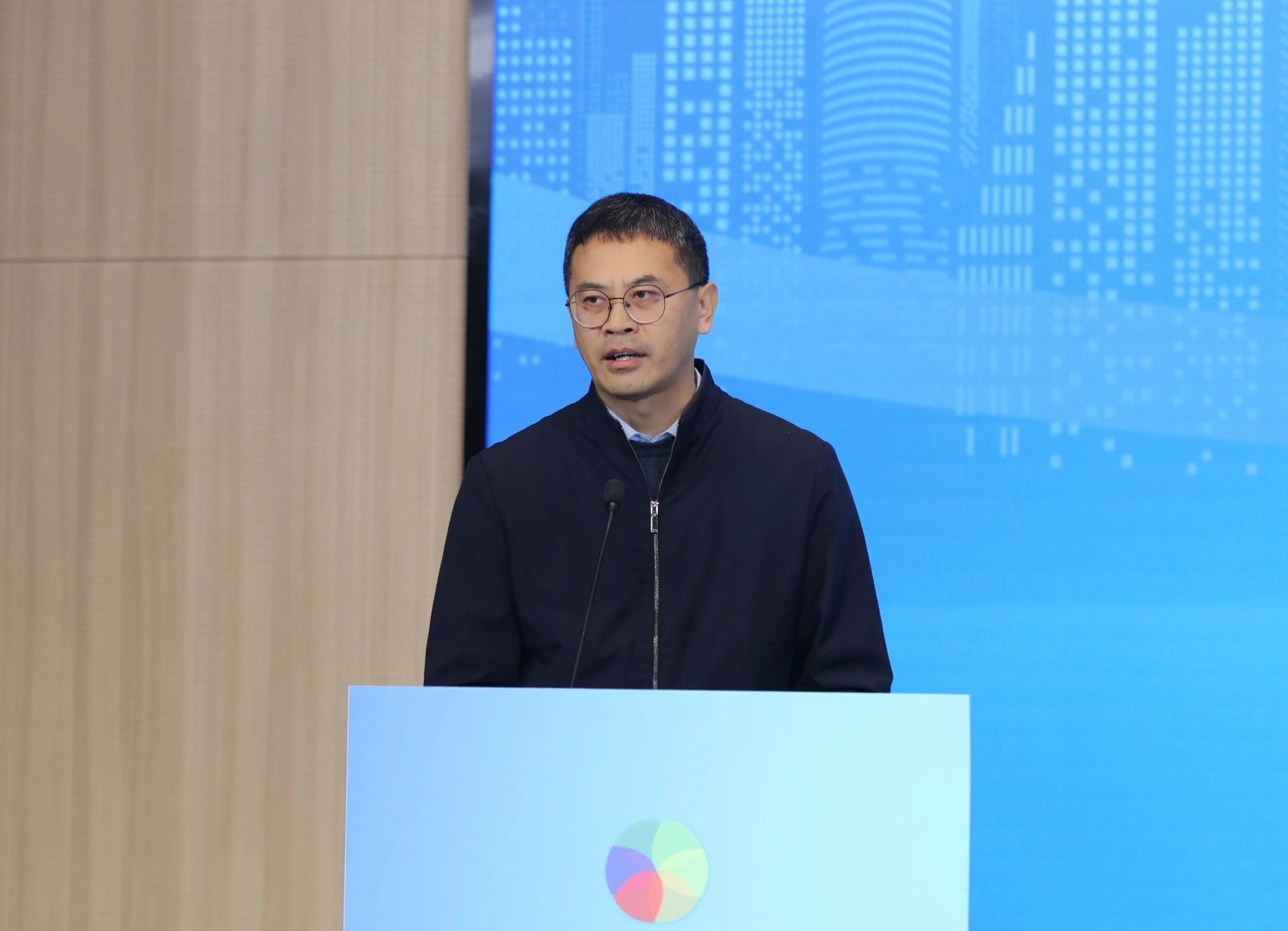 2025ɫ̼չֻںгɹٰ