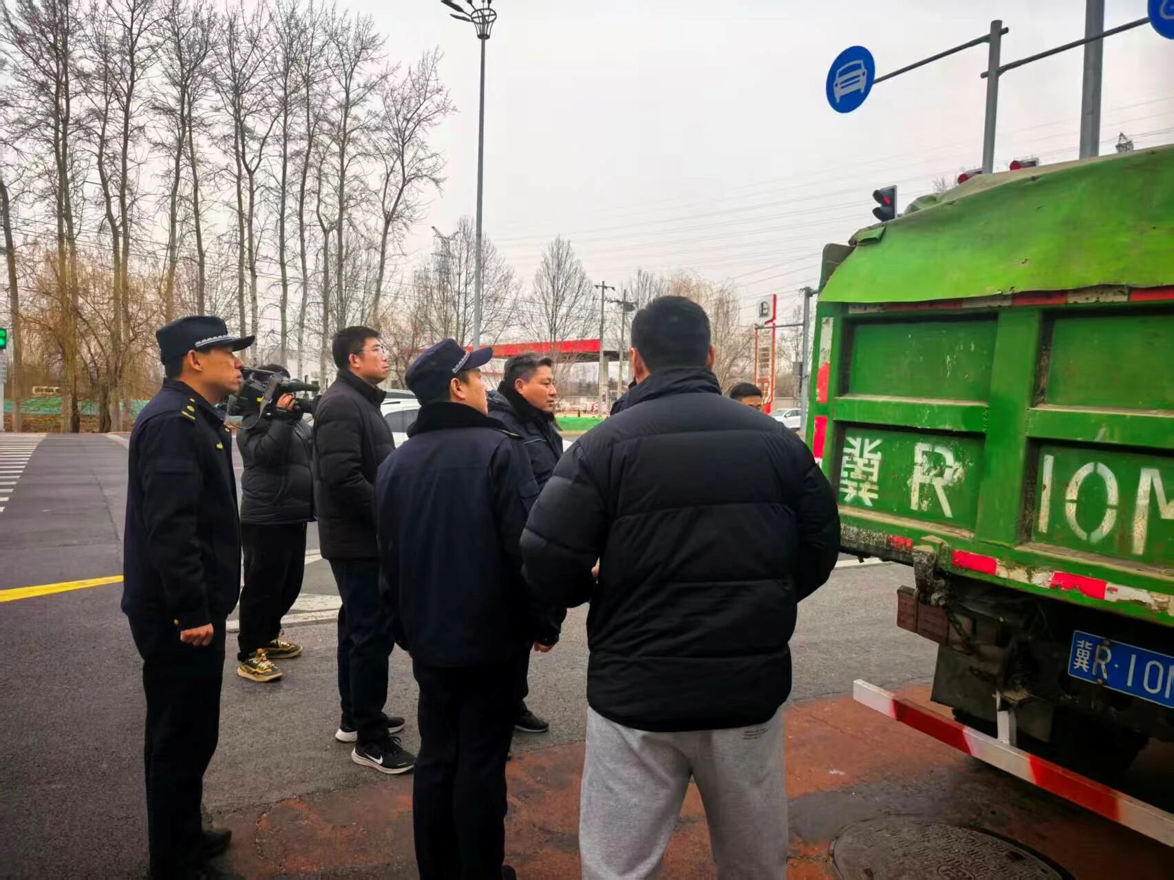 ������ִ��ǿ���� �������γ�����̬����������ƽ�����ǹ�ί���϶ಿ�ſ�չ������ר��ִ�����������뻷���������ķ���