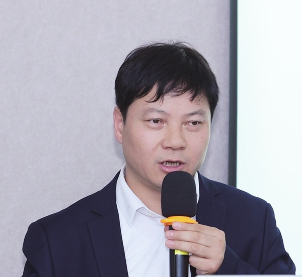 ��̼�����¾��á����̡����ִ�������2025��ɫ��̼��չ���ֻ�ٰ�