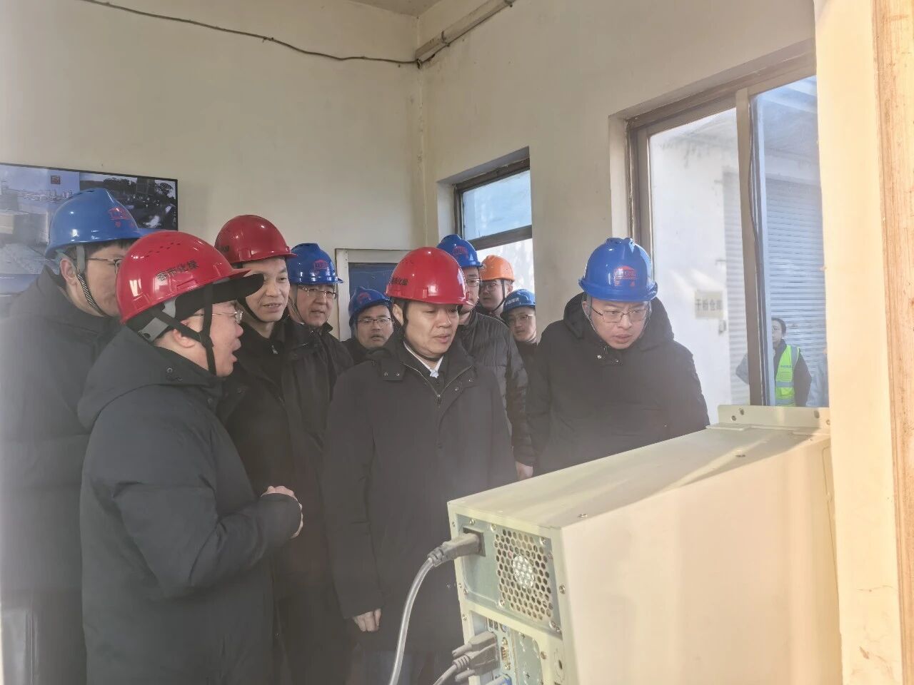 �Ϻ����̻����ݾֵ�����ǡ��ֳ�۬�콨���ӵ��з������������ɹ���