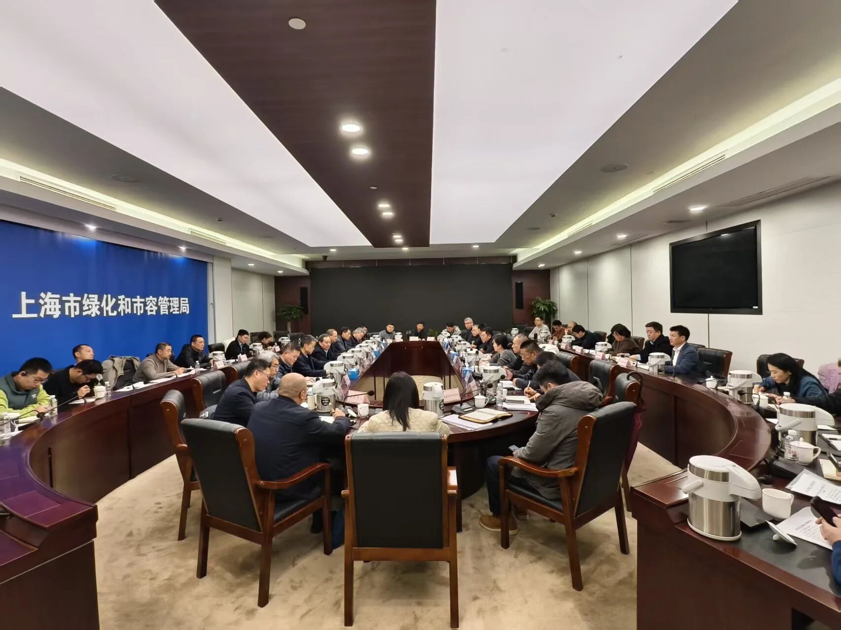 ê��Ŀ�꣬������ѣ�����ʵ��һ���ȡ����ź족���Ϻ����̻����ݾ��ٿ��������ɹ�������