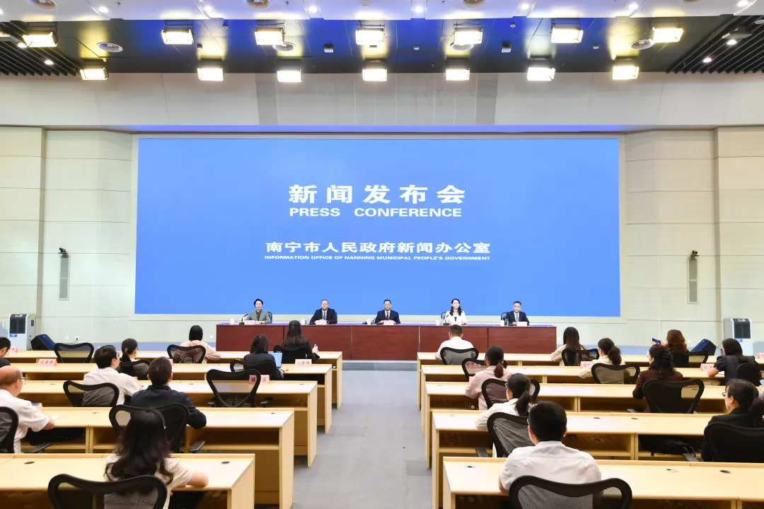 ���������������������˴�ί�����齨��������������