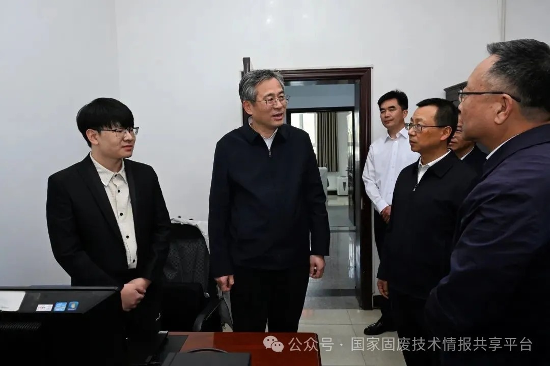 �������������붽��ͨ���󣬺����ѣ�ֱ�����⡢��������